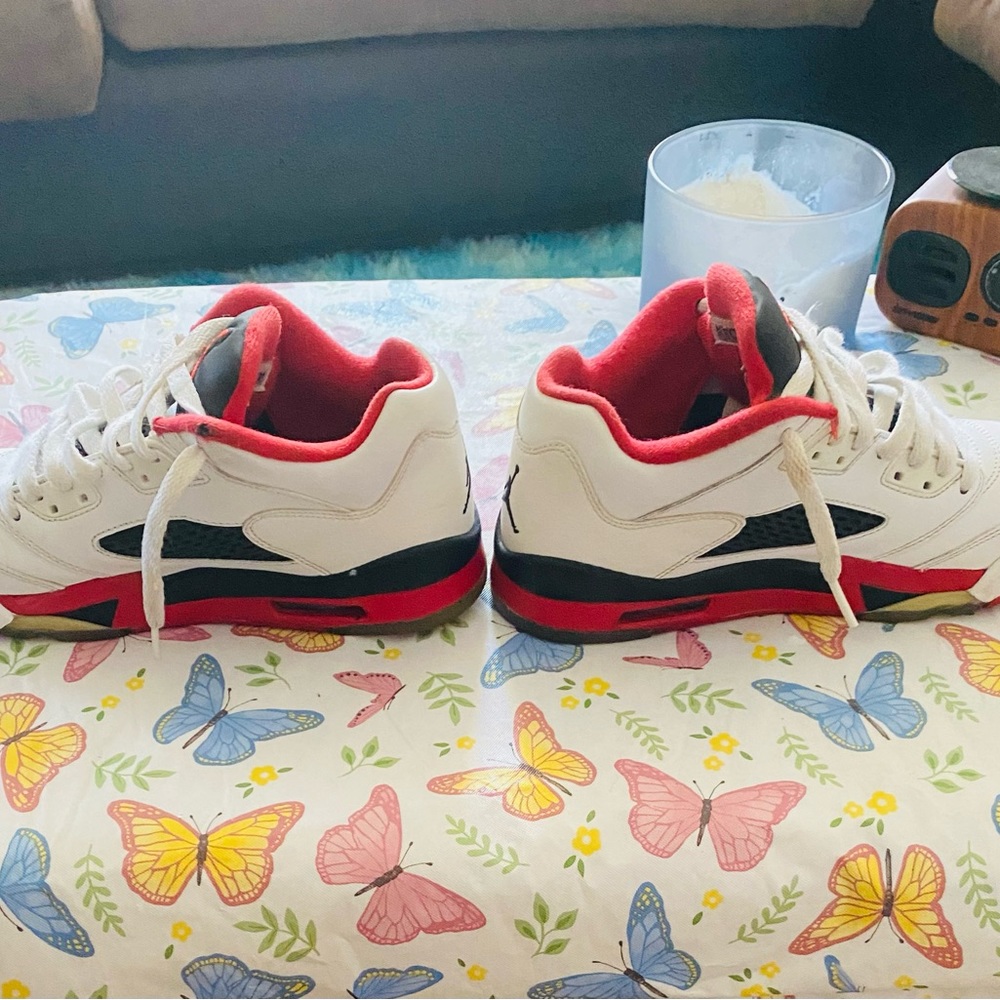 Air Jordan 5 Retro Size 5.5 - Picture 4 of 12